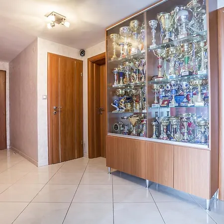 Luxury Alduk Close To Znjan With The Sea View Daire