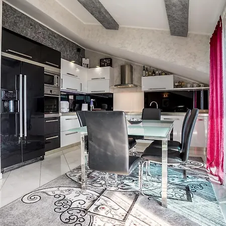 Luxury Alduk Close To Znjan With The Sea View דירה ספליט