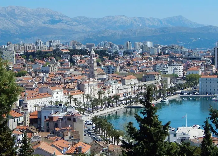 Appartamento Luxury Alduk Close To Znjan With The Sea View