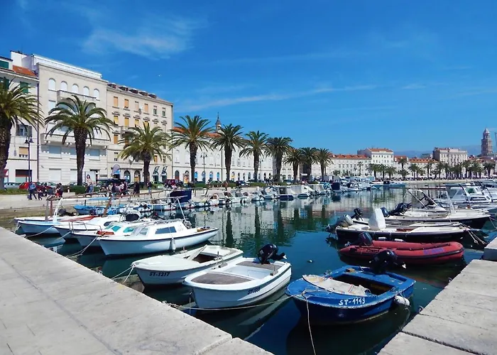 Luxury Alduk Close To Znjan With The Sea View Appartamento Spalato