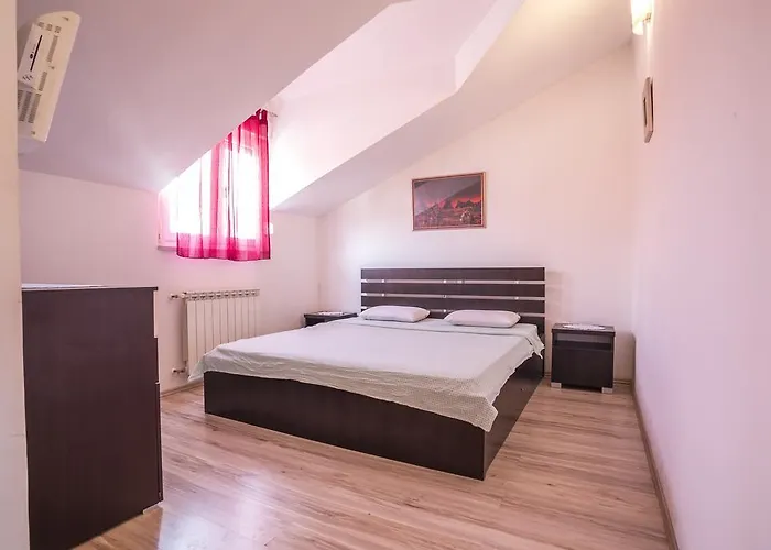 Luxury Alduk Close To Znjan With The Sea View Spalato