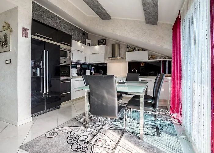 Luxury Alduk Close To Znjan With The Sea View Appartamento Spalato