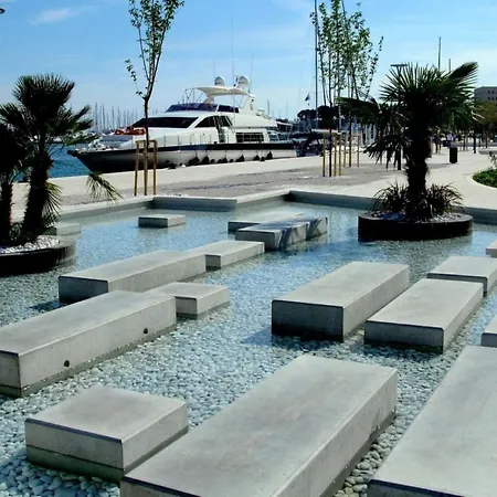 Luxury Alduk Close To Znjan With The Sea View