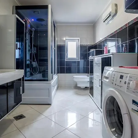 Luxury Alduk Close To Znjan With The Sea View سبليت