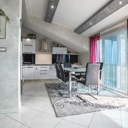 شقة Luxury Alduk Close To Znjan With The Sea View *